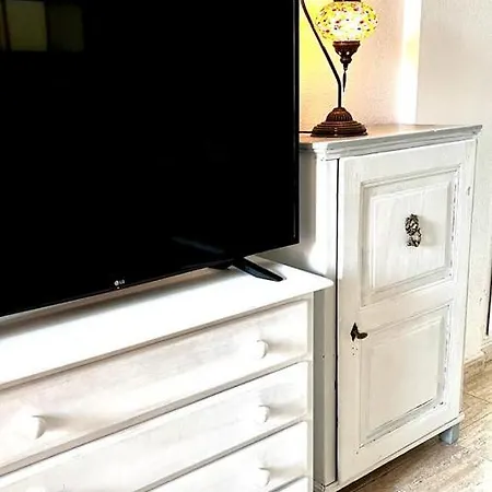 Cozy And Bright Locos Apartamento