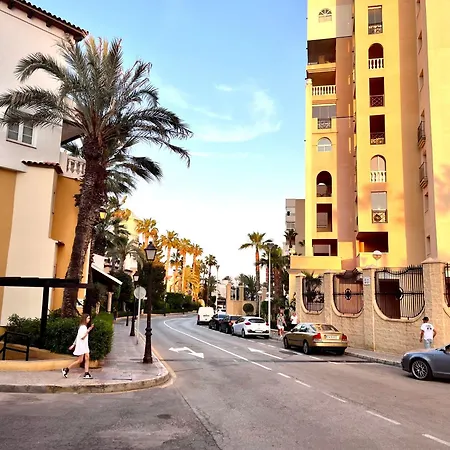 Cozy And Bright Locos Apartamento Torrevieja